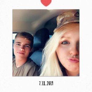 Meet your Posher, Avery